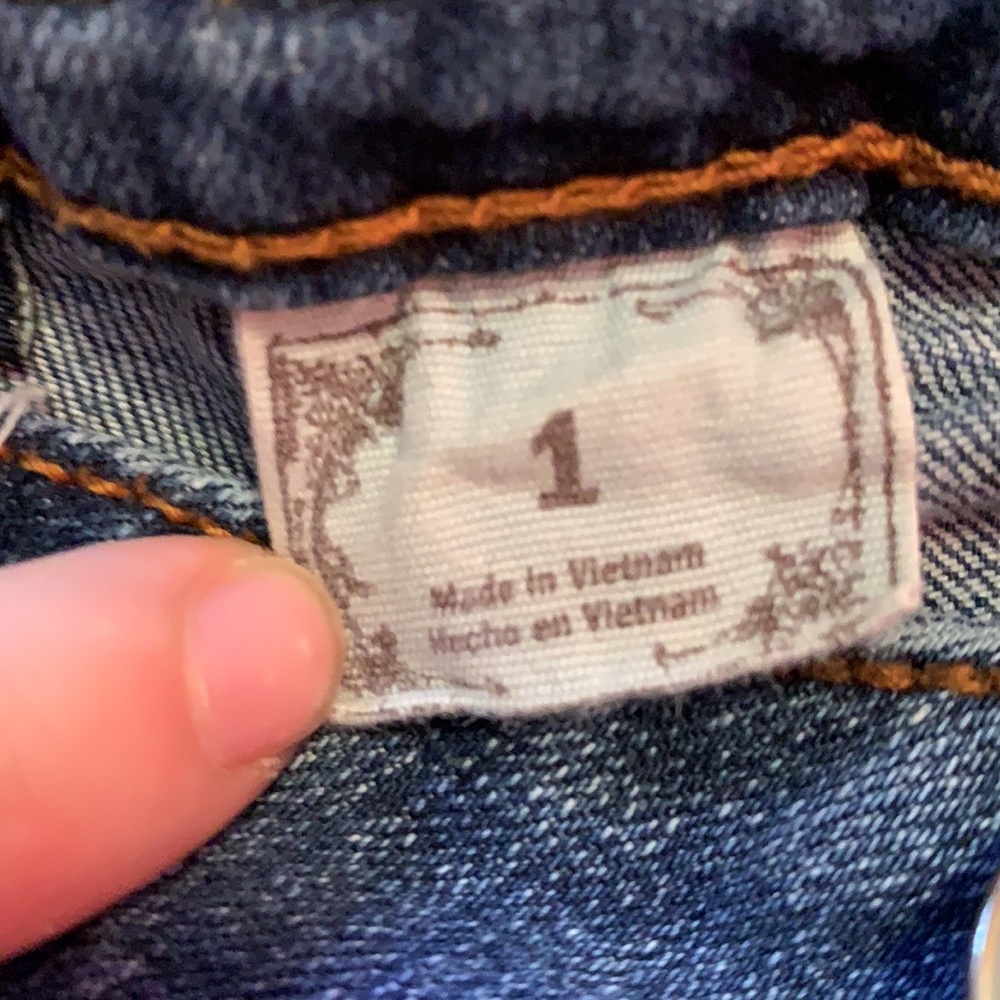 Jean shorts size 1 💙 - Picture 5 of 7